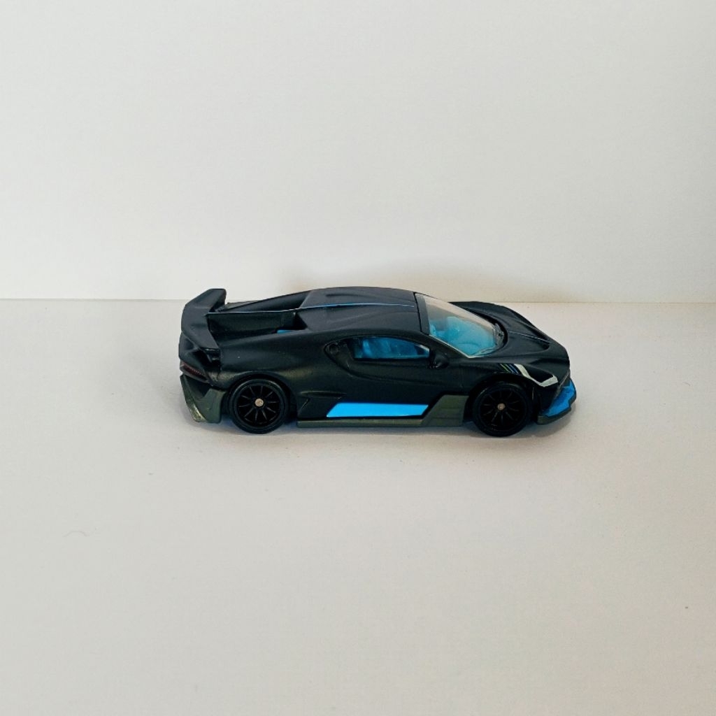 MATCHBOX 2018 BUGATTI DIVO
