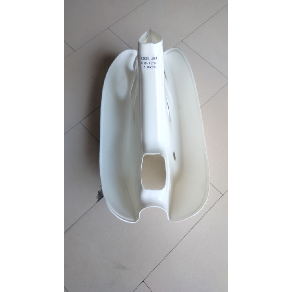 Sayap Motor Honda C70 Berkualitas, Bahan Tebal, Cat Mengkilap