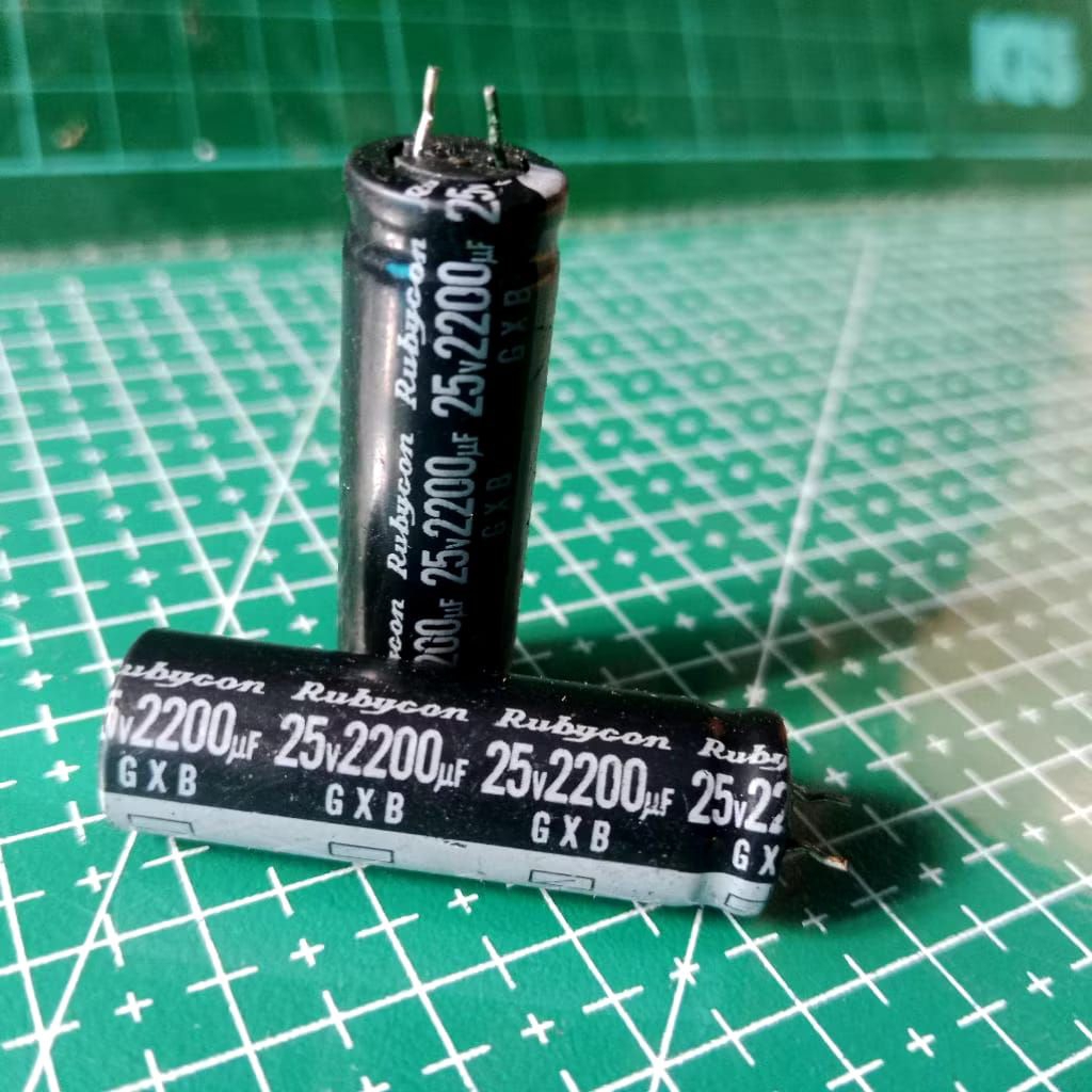 KAPASITOR RUBYCON 2200UF-25V NEW