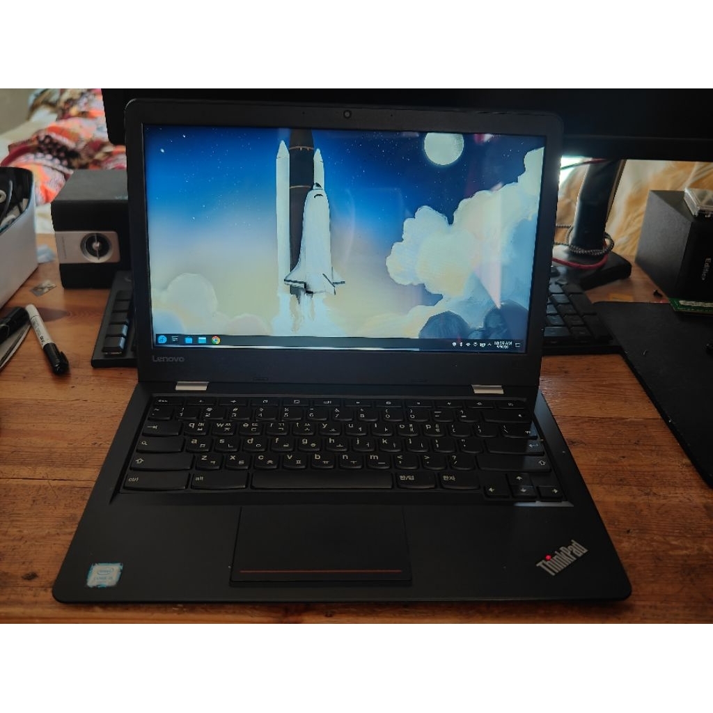 Lenovo thinkpad yoga 13 chromebook i5 6300u ram 8gb ssd touchscreen battery tahan 5 jam lebih