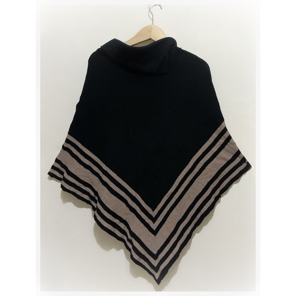 Outer Cape Cardigan Hitam Rajut Free Size