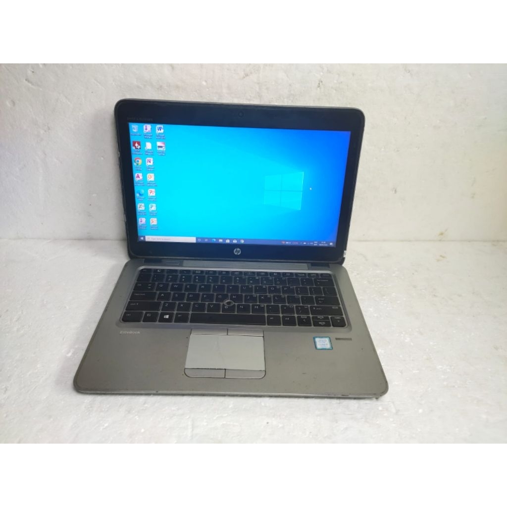 B744 Laptop HP Elitebook 820-G4 core i7-gen7 Ram 8GB hdd 1000GB Siap pakai