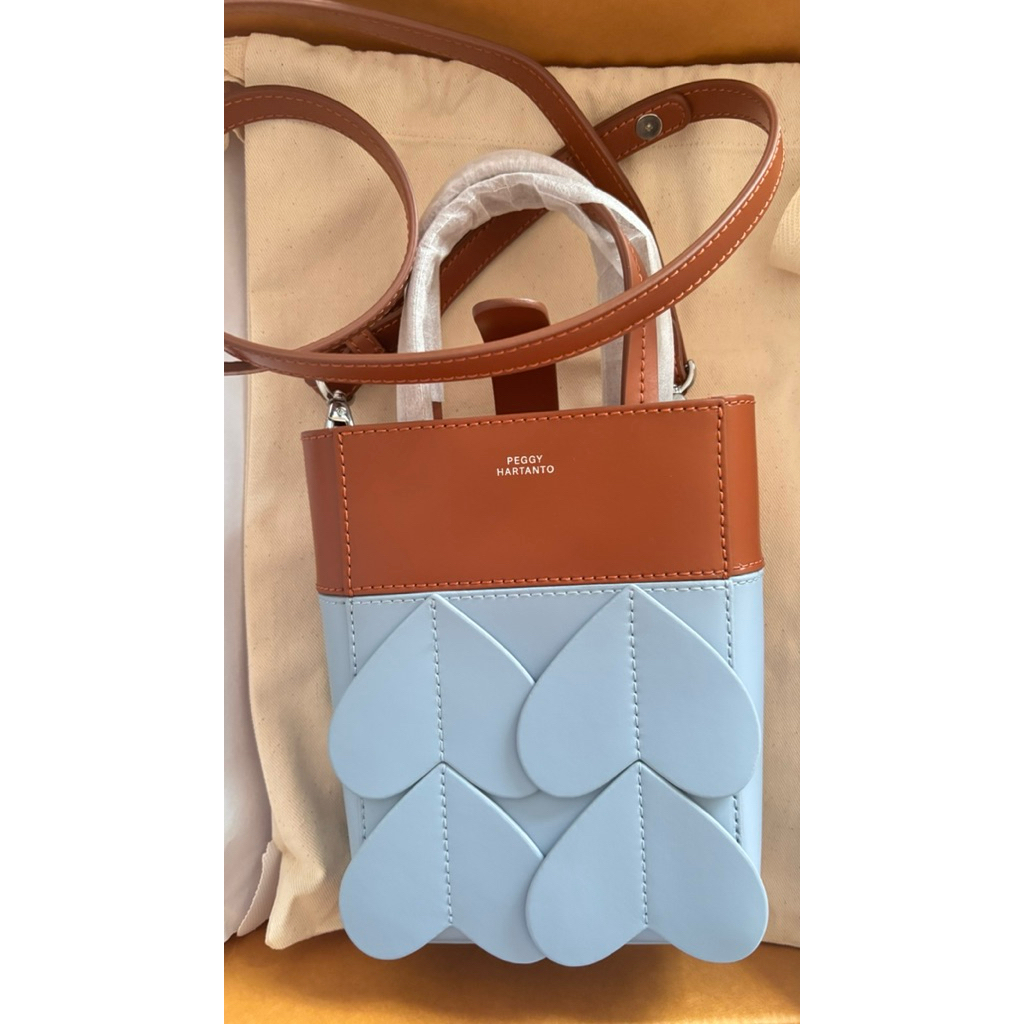 Peggy Hartanto Axil Bag
