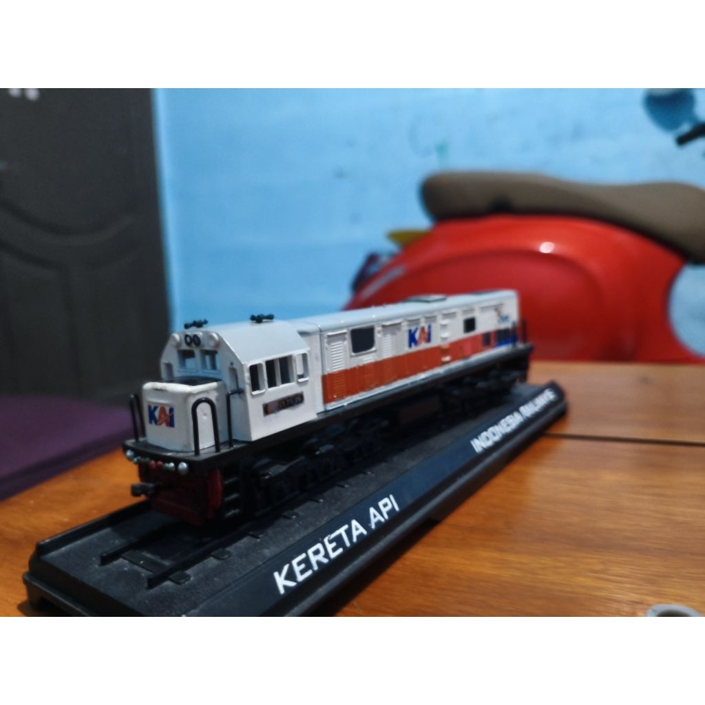Miniatur CC201 Agung Craft Livery HUT 75[CC201 78 06]