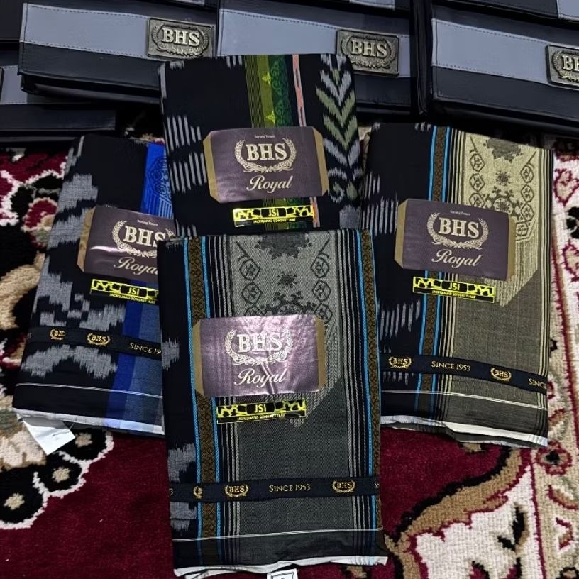 Sarung BHS Royal JSI Jacquard Sutra Lawas, Black Series