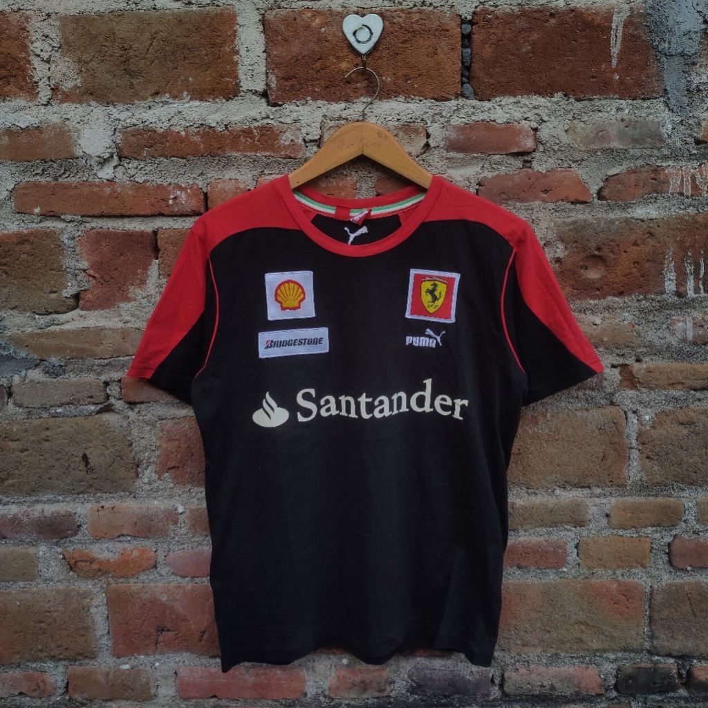 kaos Ferrari F1 Team 2010 Original