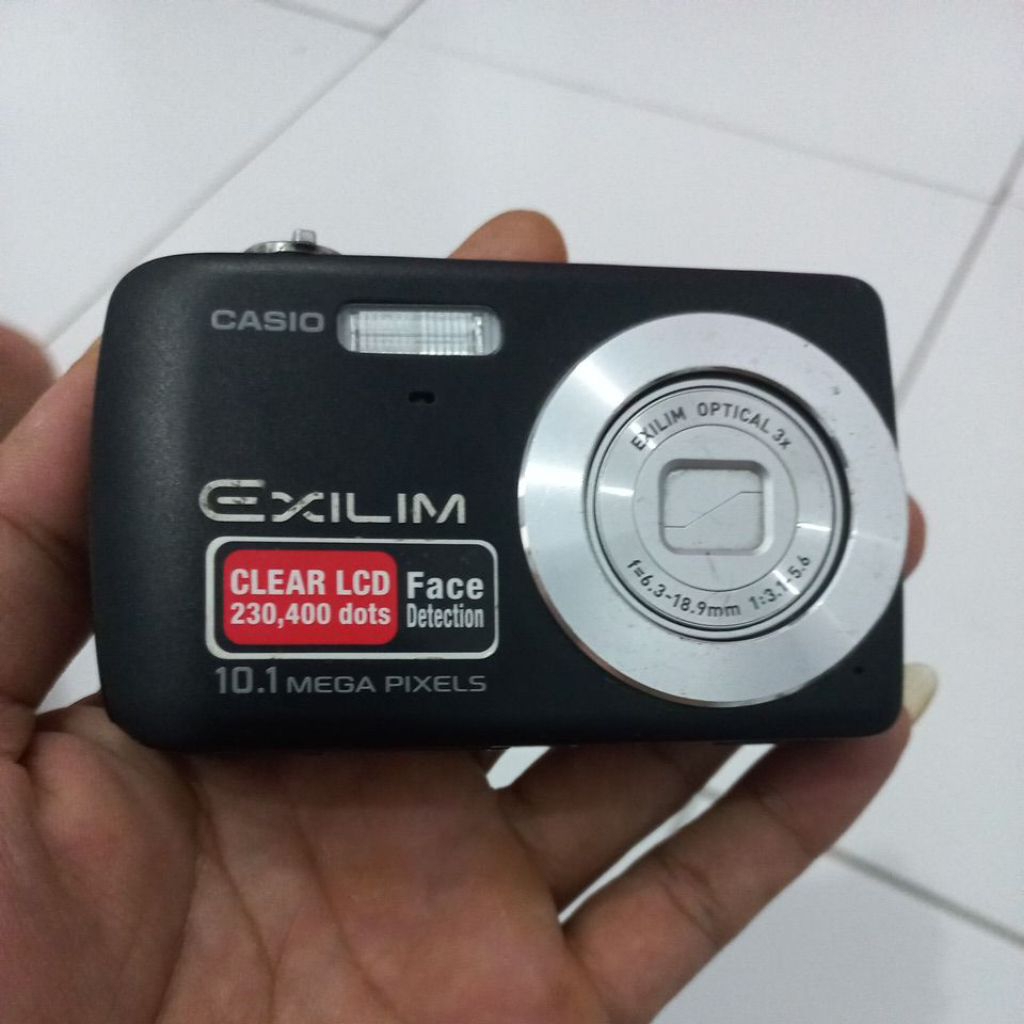 EXILIM EXZ33 MINUS Flash,Kamera digital pocket bekas (BACA DESKRIPSI).