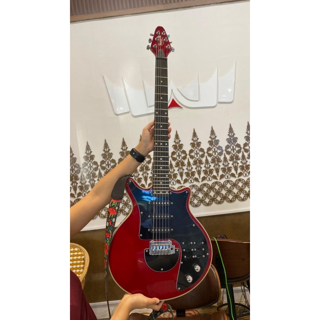 gitar Stinger Brian may