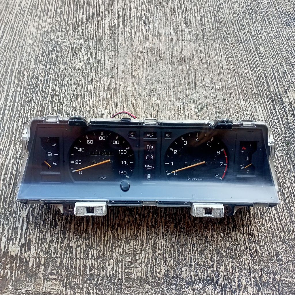 speedometer kilometer L300 bensin bekas (bukan baru)
