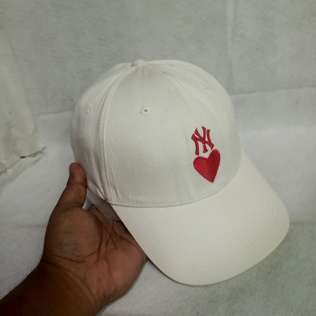 Topi Baseball Cap MLB NY New York Yankees White Red Heart Original Casual Pria Wanita