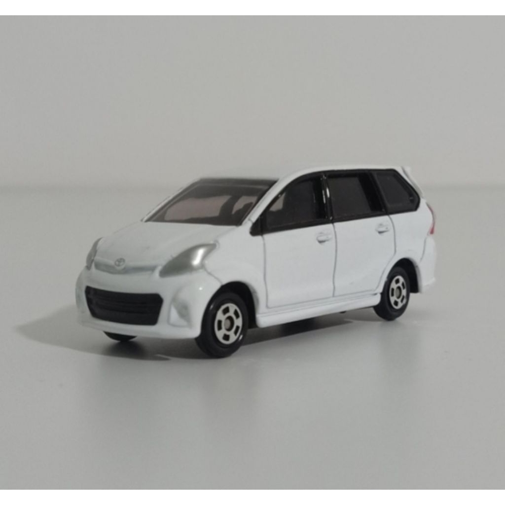 Toyota Tomica Tomy Avanza Veloz 2013 Putih Loose