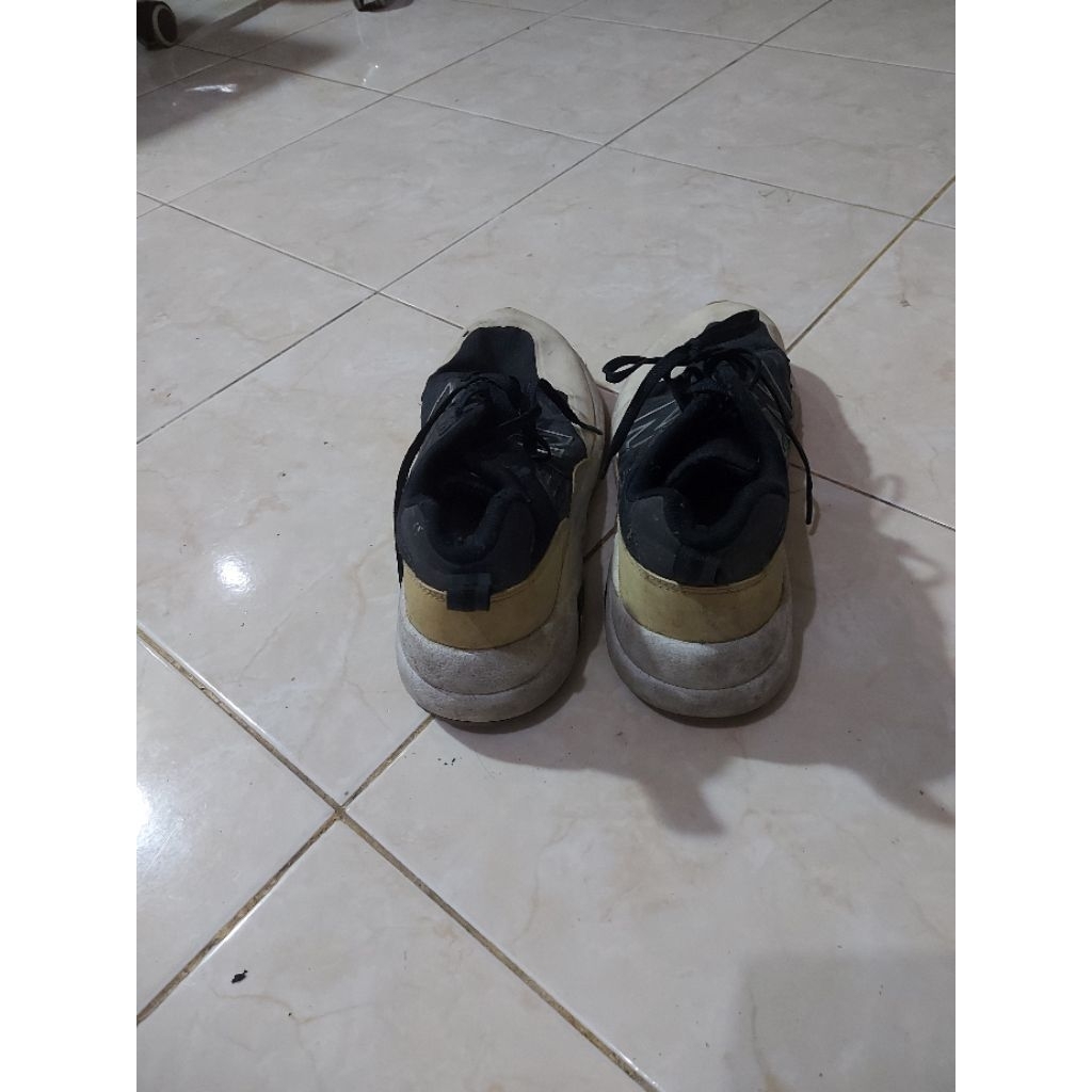 sepatu nb 580 original