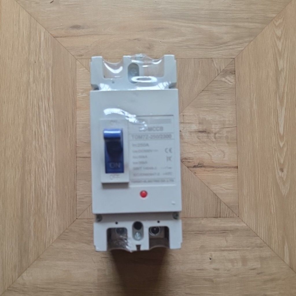 MCCB DC 600V 250A 2 pole