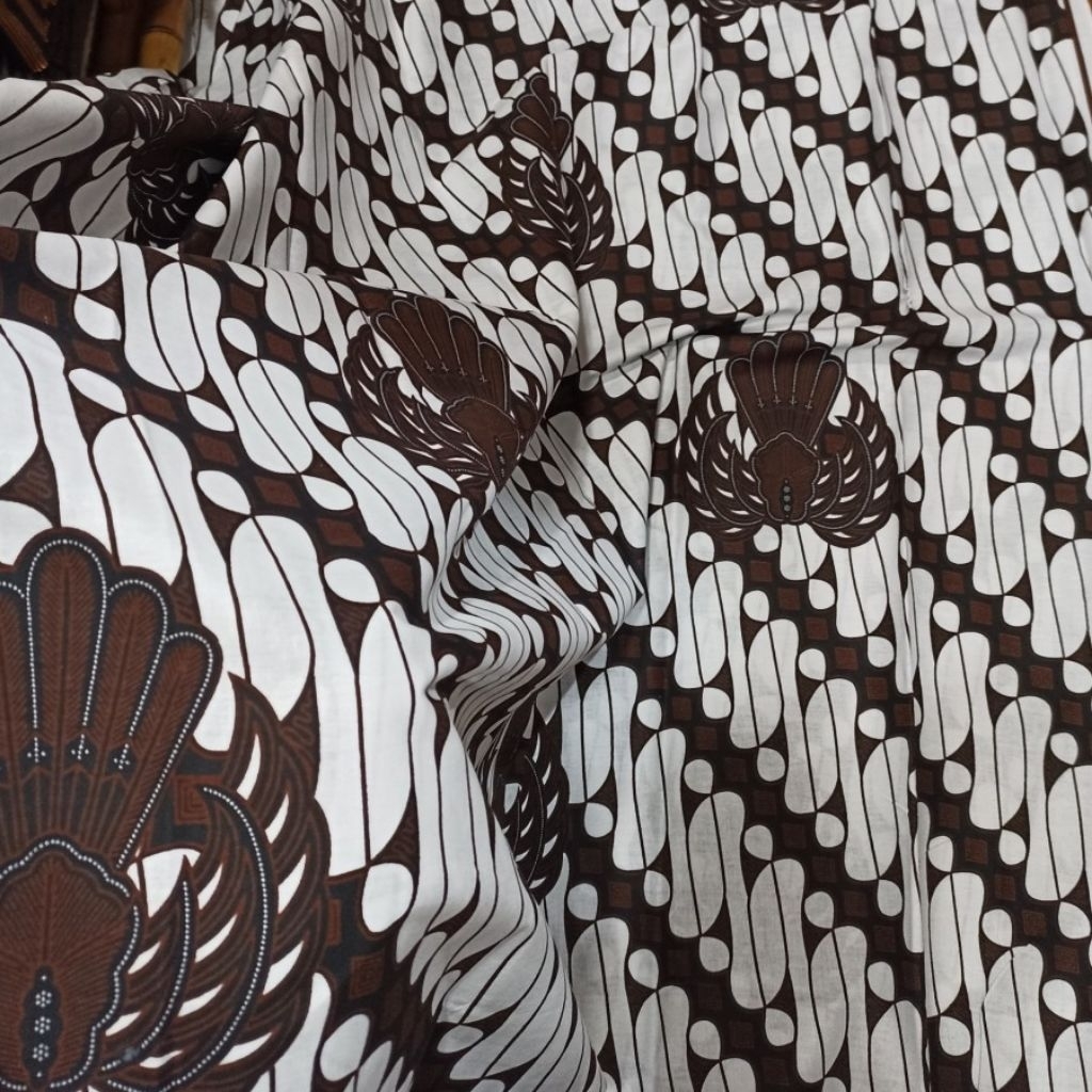 Kain Batik Jarik Cap Garuda Lereng Putih Jogja Solo Jakarta Katun Halus Adem Primisima