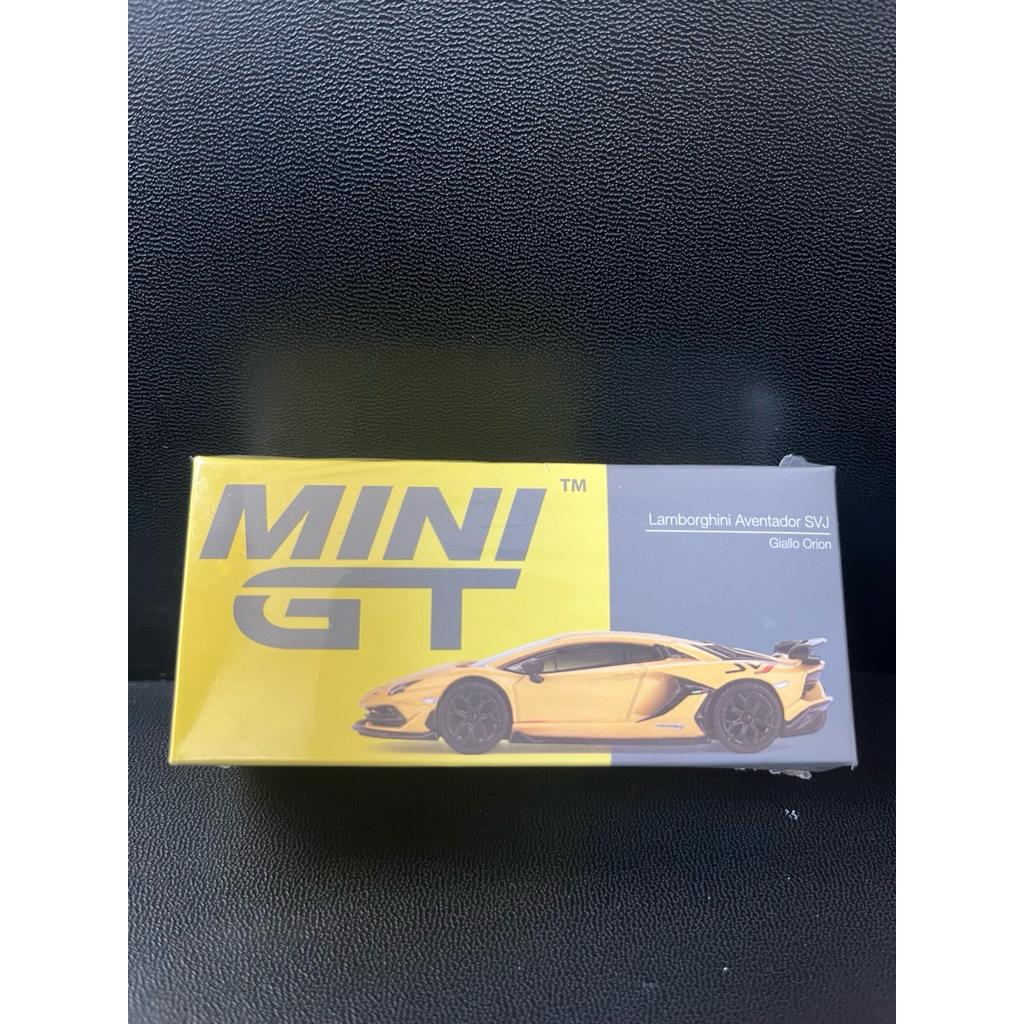 Mini GT 563 Lamborghini Aventador SVJ Yellow