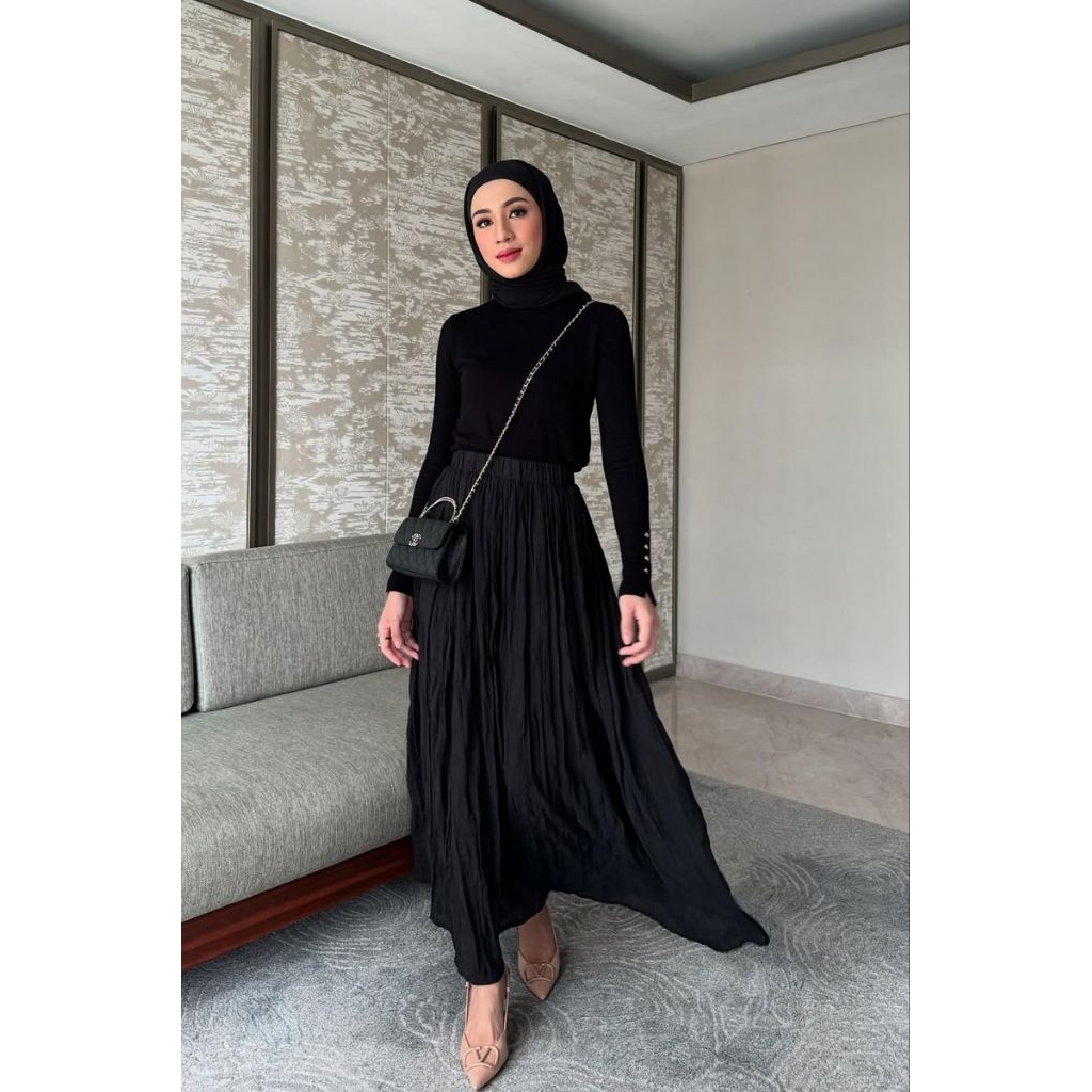 Gonegani Atala basic teal | Balma sweater magenta| Rown Skirt brownzen