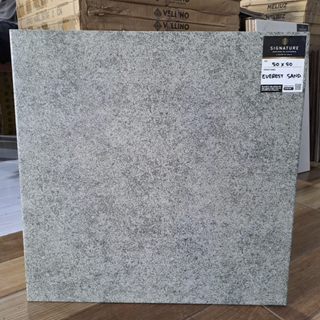 Keramik 50x50 Signature Everest Sand / Matt Rustic