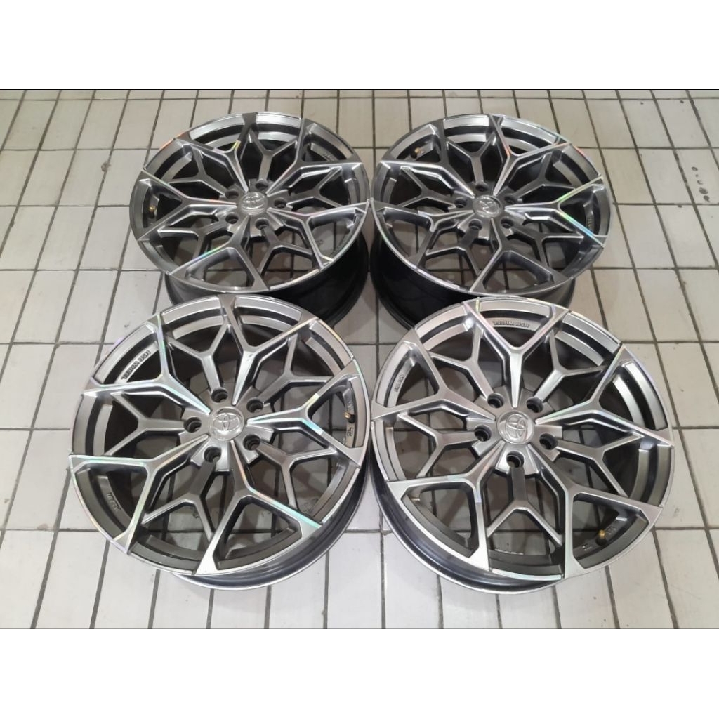 Velg Mobil Bekas MYTH01 HSR R18 Camry Accord Innova Rush Terios Hrv Crv (velg only)