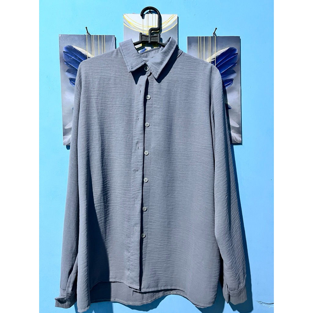PRELOVED kemeja hem oversize abu-abu