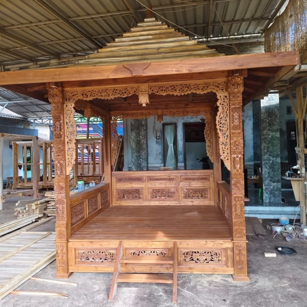 Gazebo Kayu Jati Ukir Klasik