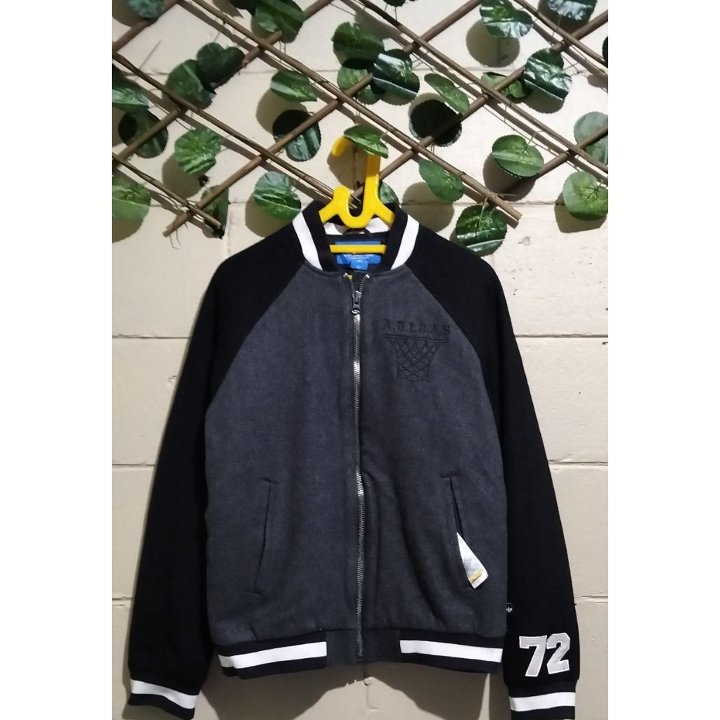 VARSITY JACKET BRAND ADIDAS