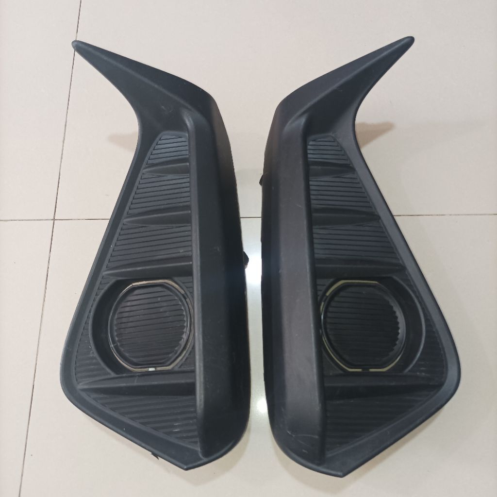 COVER FOGLAMP XENIA / RING FOGLAMP DAIHATSU XENIA 2022 UP ORIGINAL