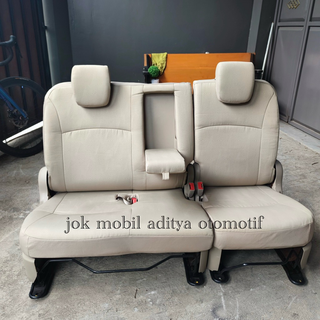 jok tengah baris 2 ertiga original