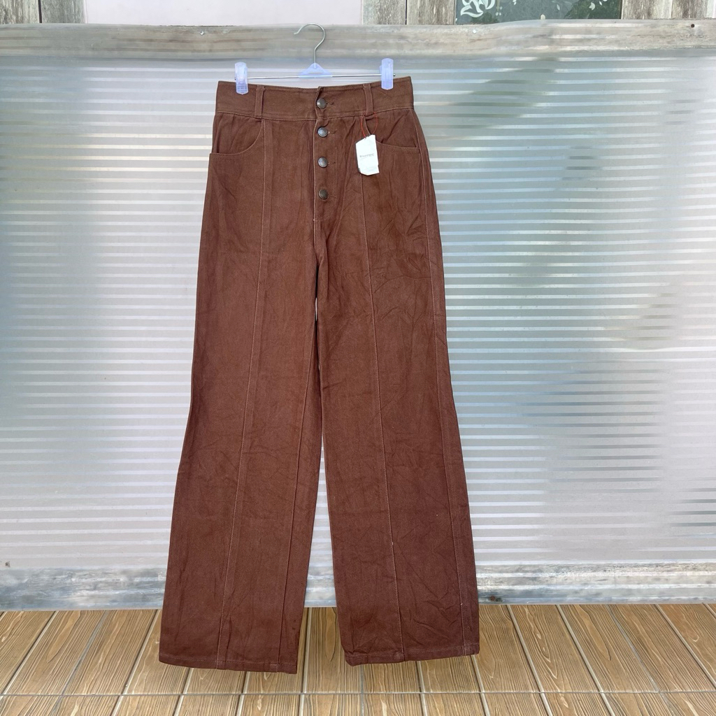 GU Kulot Jeans Kancing Coklat