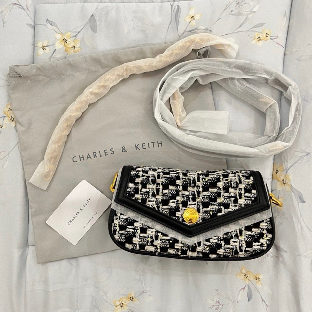 CK Charles & Keith Este Tweed Chain Handle Bag (Black)