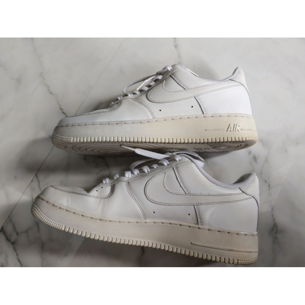 nike af1 triple white