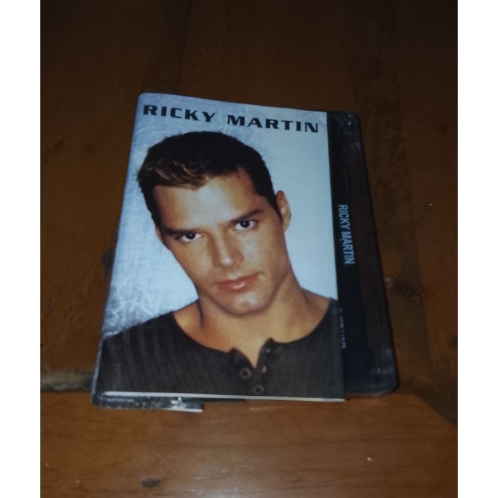Kaset pita Ricky Martin