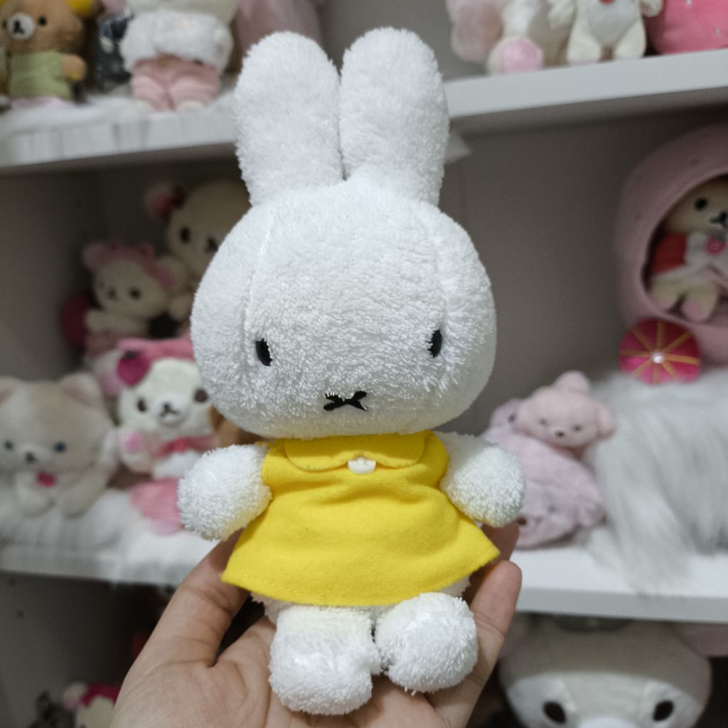 boneka miffy baju kuning / miffy bulu original