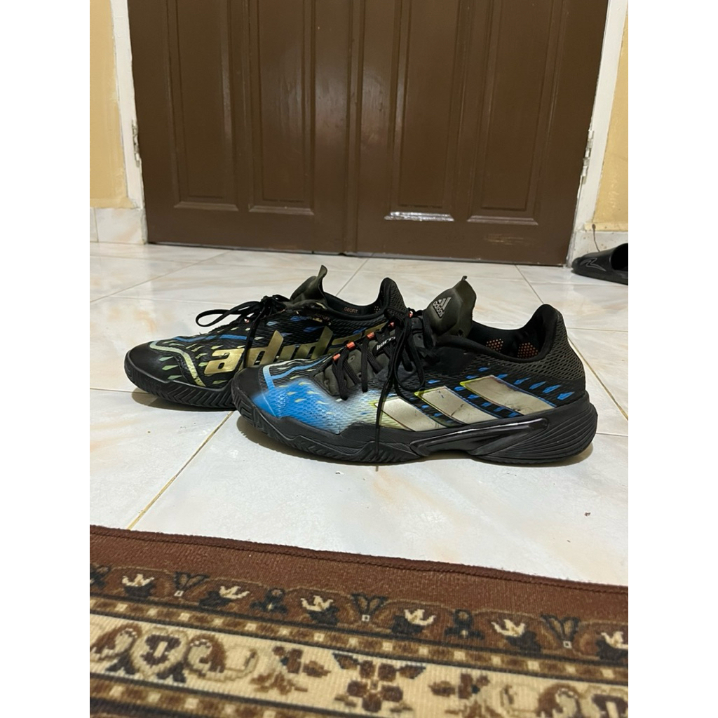 SEPATU ADIDAS BARRICADE SIZE 47 1/3