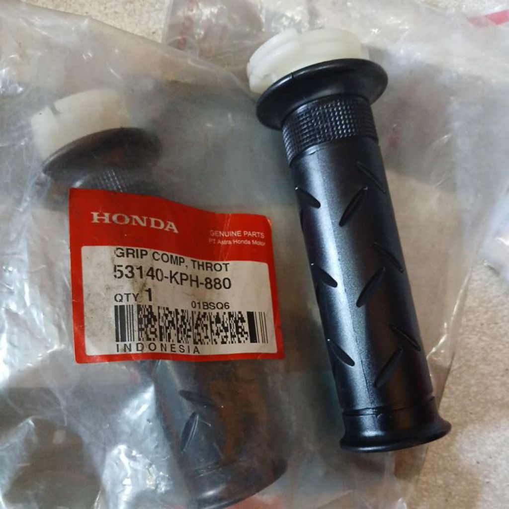 53140 KPH 880 HANDGRIP KANAN KARISMA SUPRA X125 ASSY ORIGINAL AHM