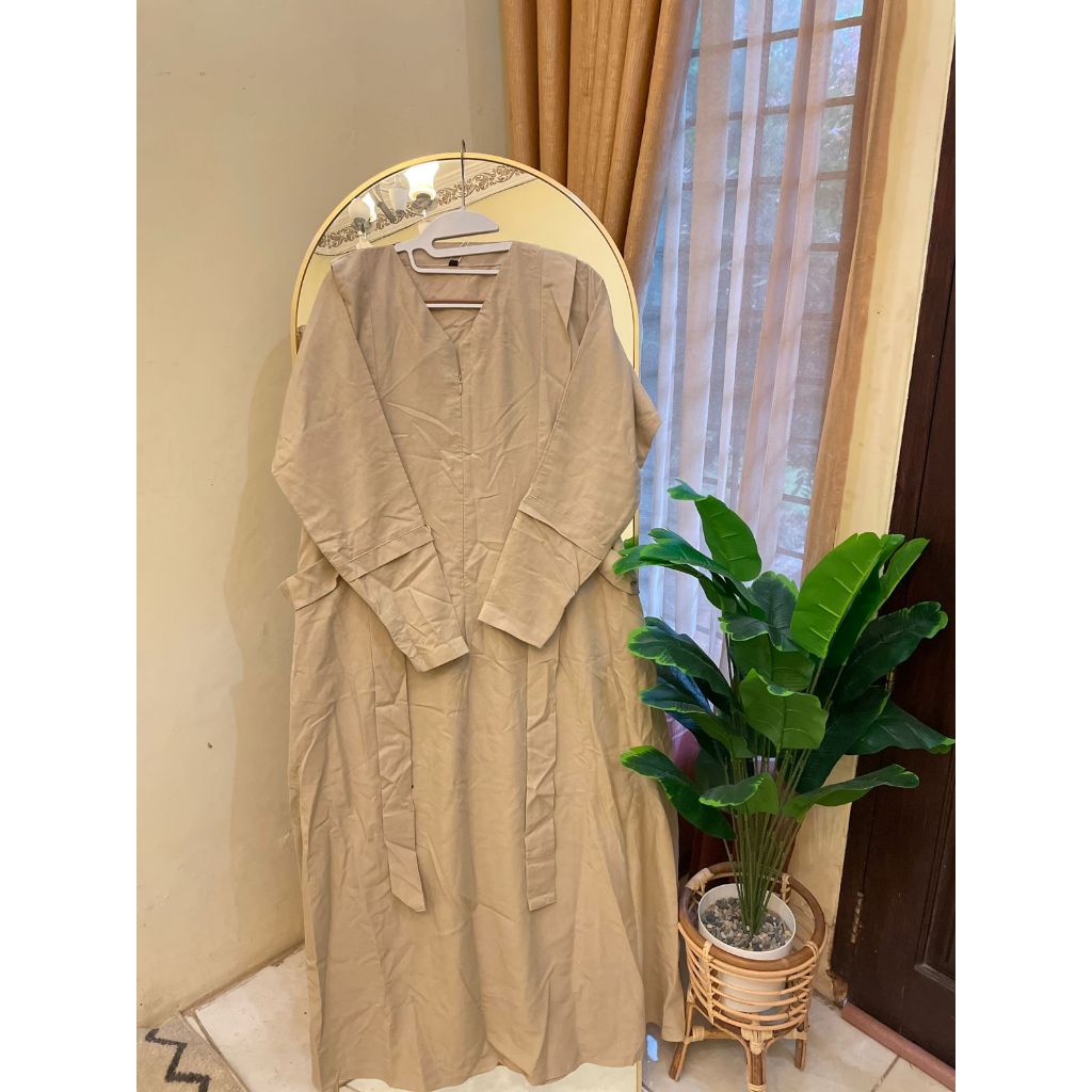 NWT Melve Abaya by Aibaya Studio