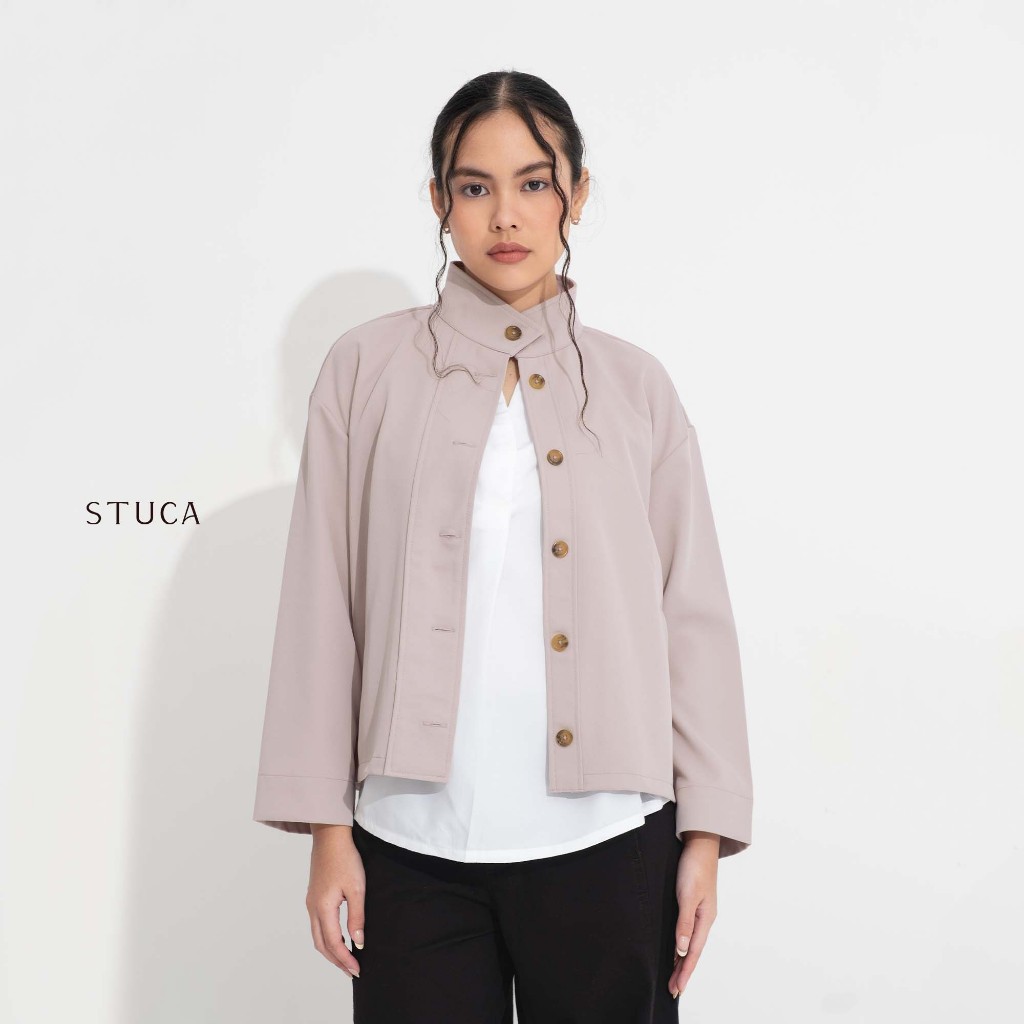 STUCA – Jacket Wanita – Kiro Jacket (Cropped Jacket with Pleated Back Detail)
