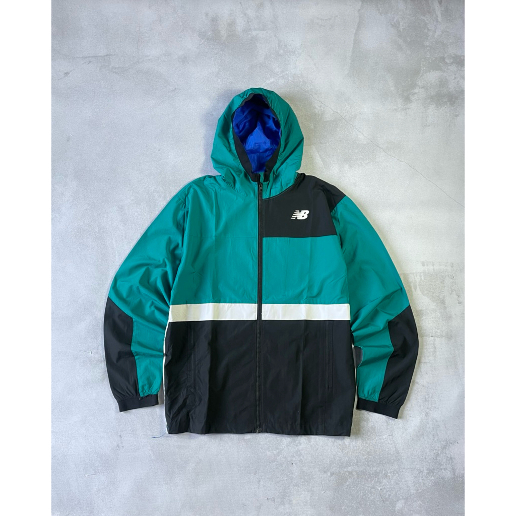 Windbreaker Jacket NB Size L ( 70x56 ) Original