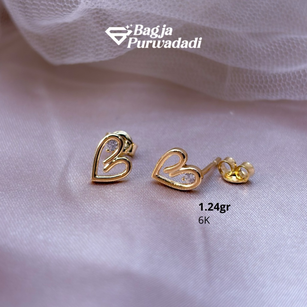 Anting tindik * kunci emas