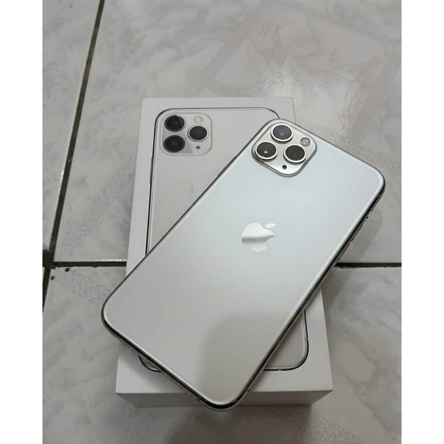 [Zenith Gadget Store] iPhone 11 Pro Max 64GB Silver Second Fullset Bea Cukai Minus Lock R-SIM