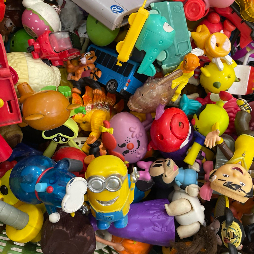MAINAN ANAK MURAH (bisa pilih) MINION PRINCESS SNOOPY MCD KFC FIGUR MASKOT HAPPY MEAL