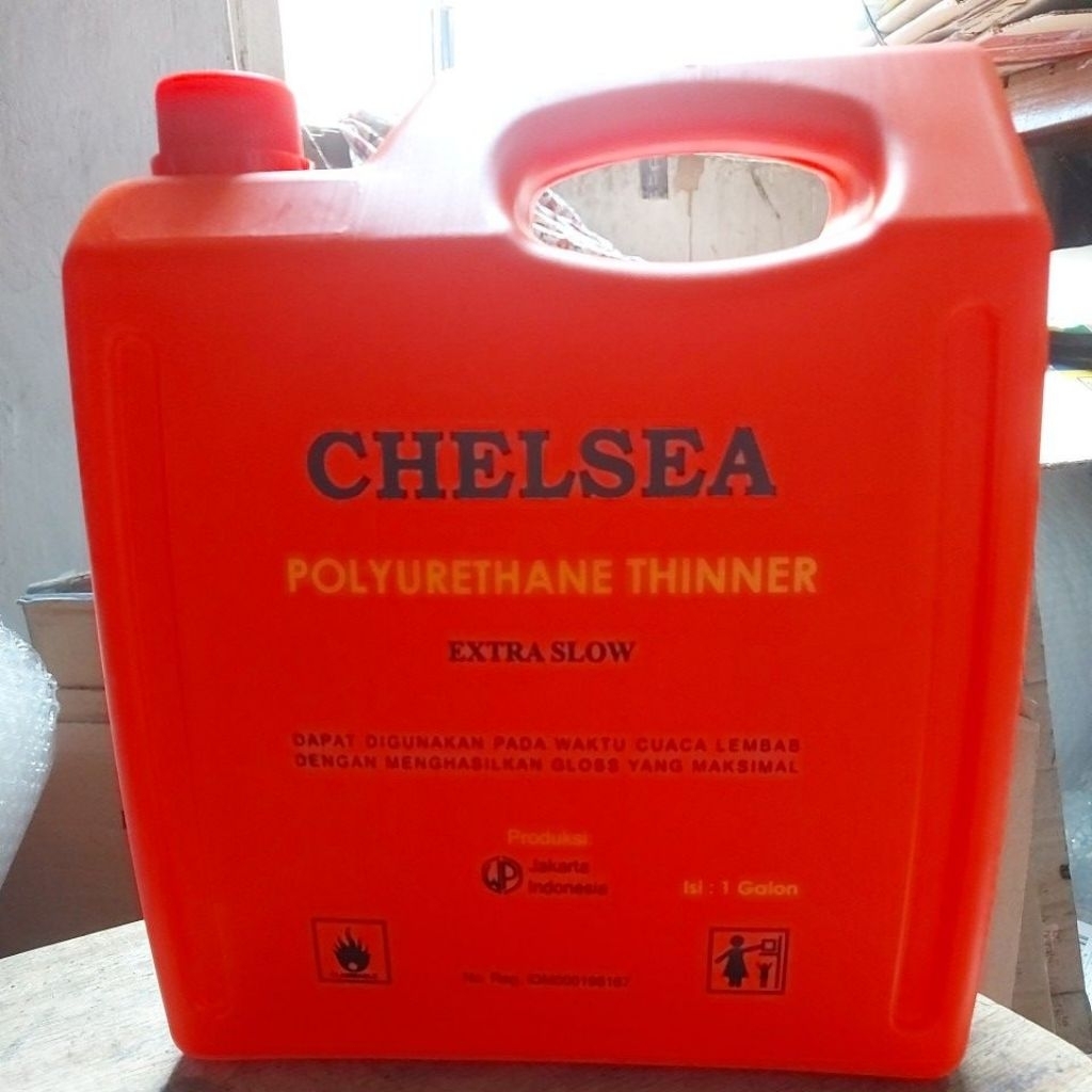 Thinner Cat PU Chelsea 1 Galon Pengencer Cat & Clear
