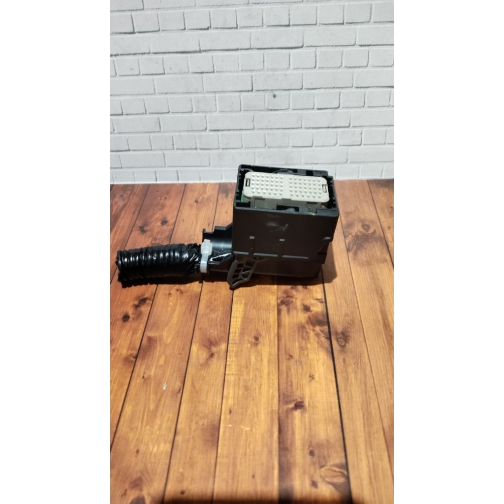 Soket socket ecu toyota grand new avanza asli