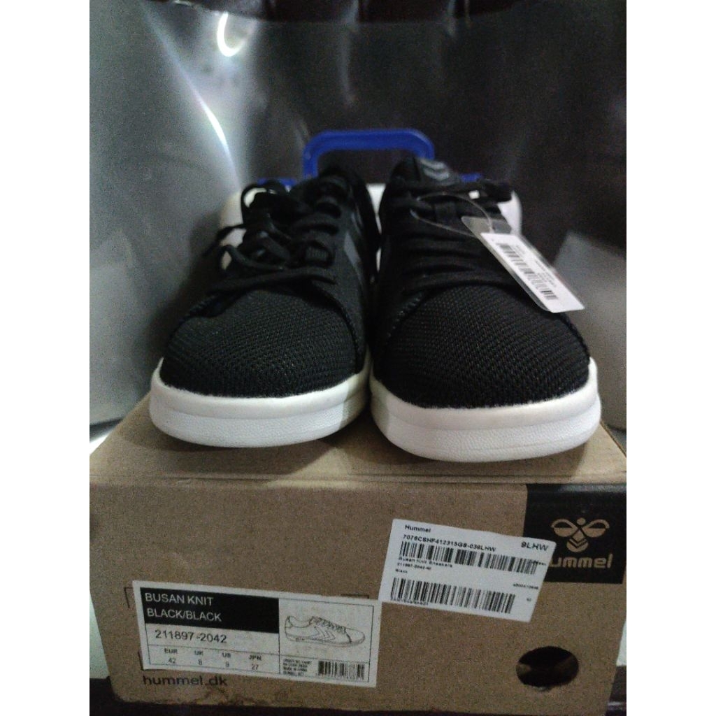 Sepatu Hummel Busan Knit Black Unisex