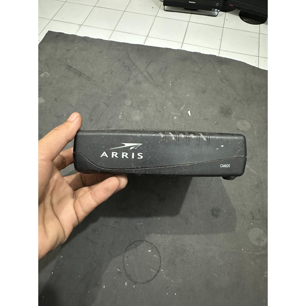 Modem Kabel Arris Touchstone CM820B Docsis 3 0 Bekas Normal