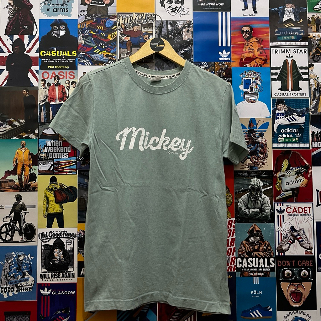 T Shirt / Kaos Oblong / Lengan Pendek / Vintage / Second / DISNEY