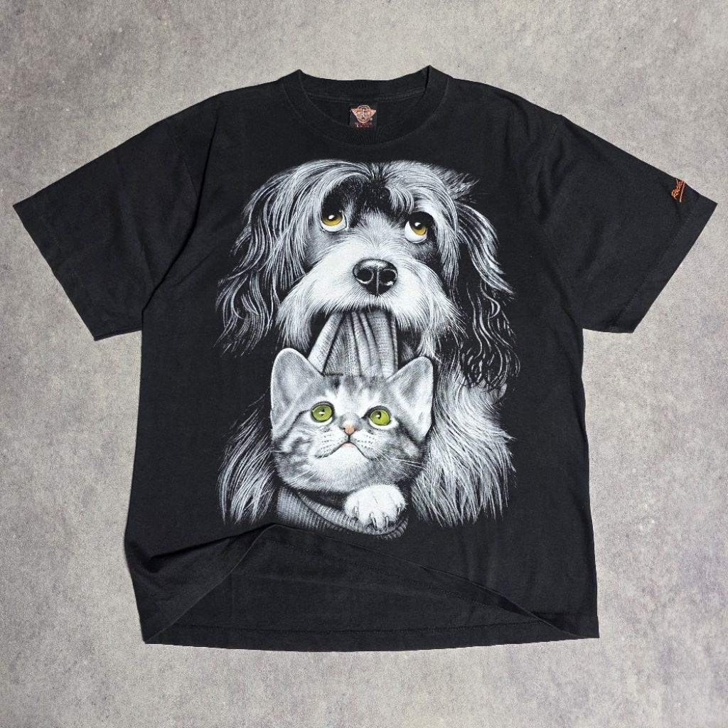 KAOS ART DOG AND CAT BY ROCK EAGLE