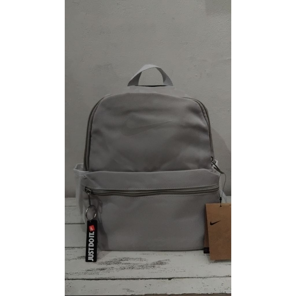 Tas ransel anak Nike Brasilia jdi mini ( baru)
