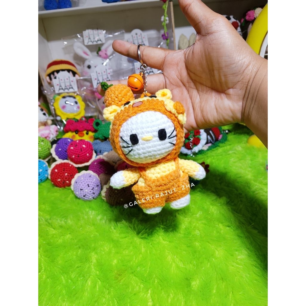 ~galeri.rajut_zha~ Amigurumi Hello Kitty | Boneka rajut Hello Kitty | Keychain lucu |