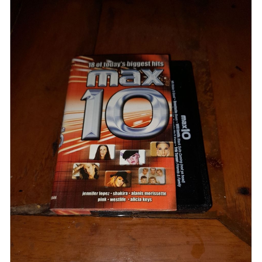 Kaset pita Max 10