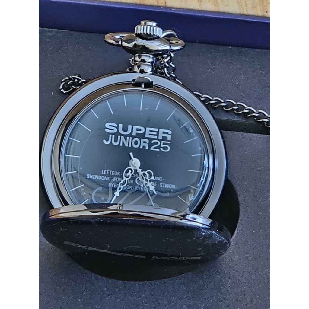 Fourth Step Time Watch Super Junior